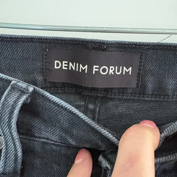 Aritzia Denim Forum Arlo High Rise Straight Jean Size 26 - Picture 7 of 8